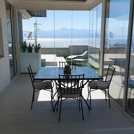 Attico Sottovento Apartment *