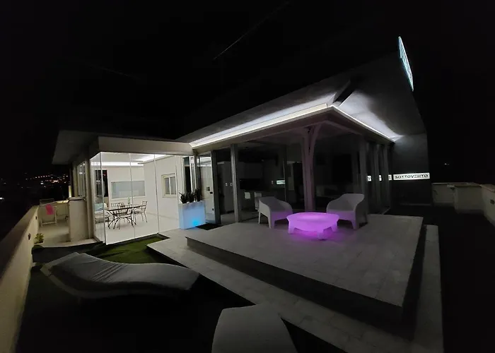 דירה Attico Sottovento