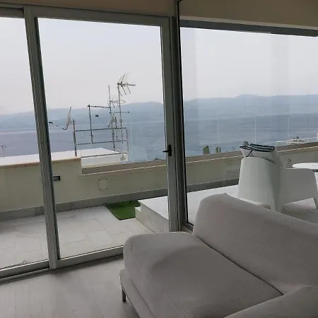 Διαμέρισμα Attico Sottovento Ρέτζιο ντι Καλάμπρια